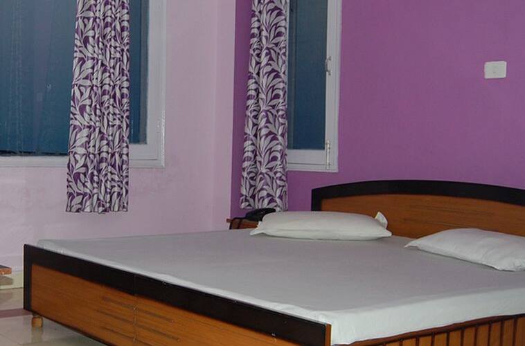 Moksh Hotel And Restaurant, Solan 4
